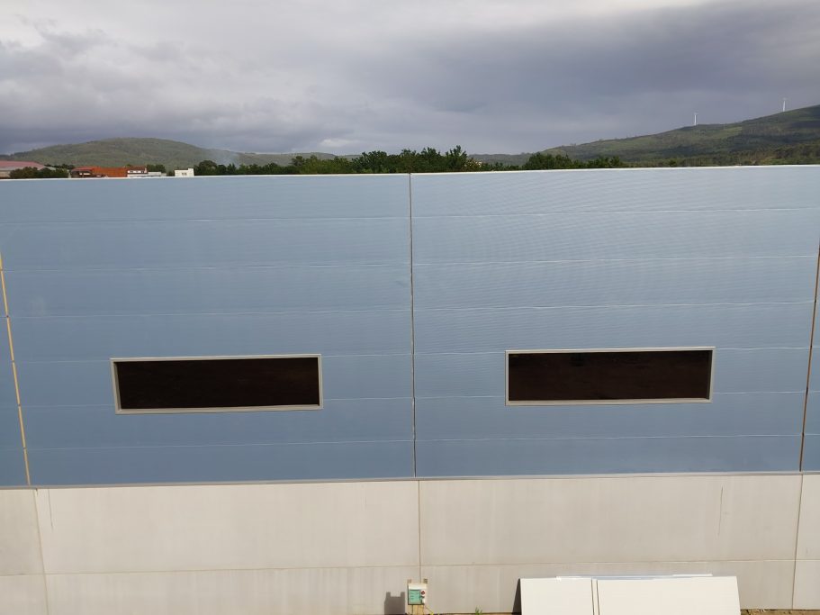 Fachada 6.000m² - Catoira